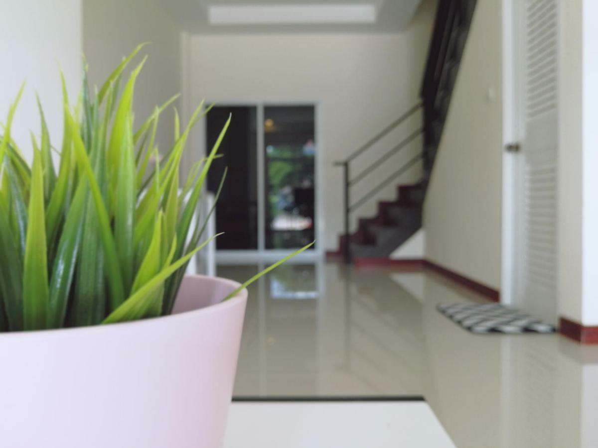 The Chill Town Home Maha Sarakham Exterior foto